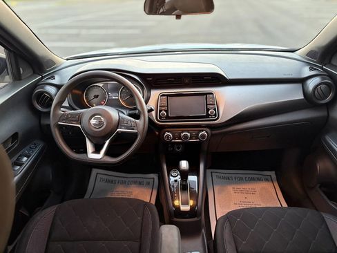 Used 2020 Nissan Kicks S image 24