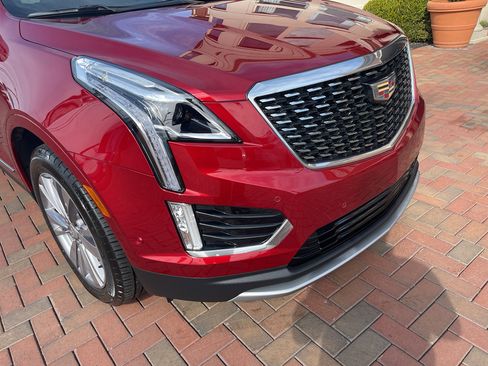 Used 2023 Cadillac XT5 Premium Luxury w/ Technology Package image 4