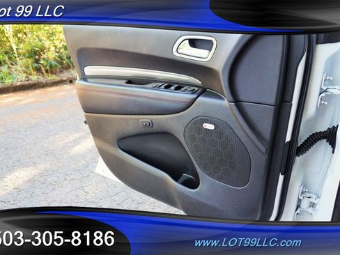 Used 2016 Dodge Durango R/T w/ Technology Group AWD/4WD image 26