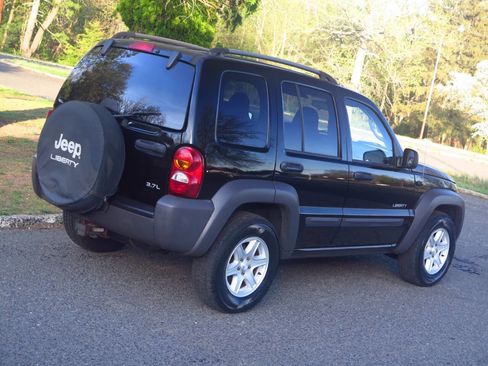 Used 2004 Jeep Liberty Sport w/ PWR Convenience Group image 24