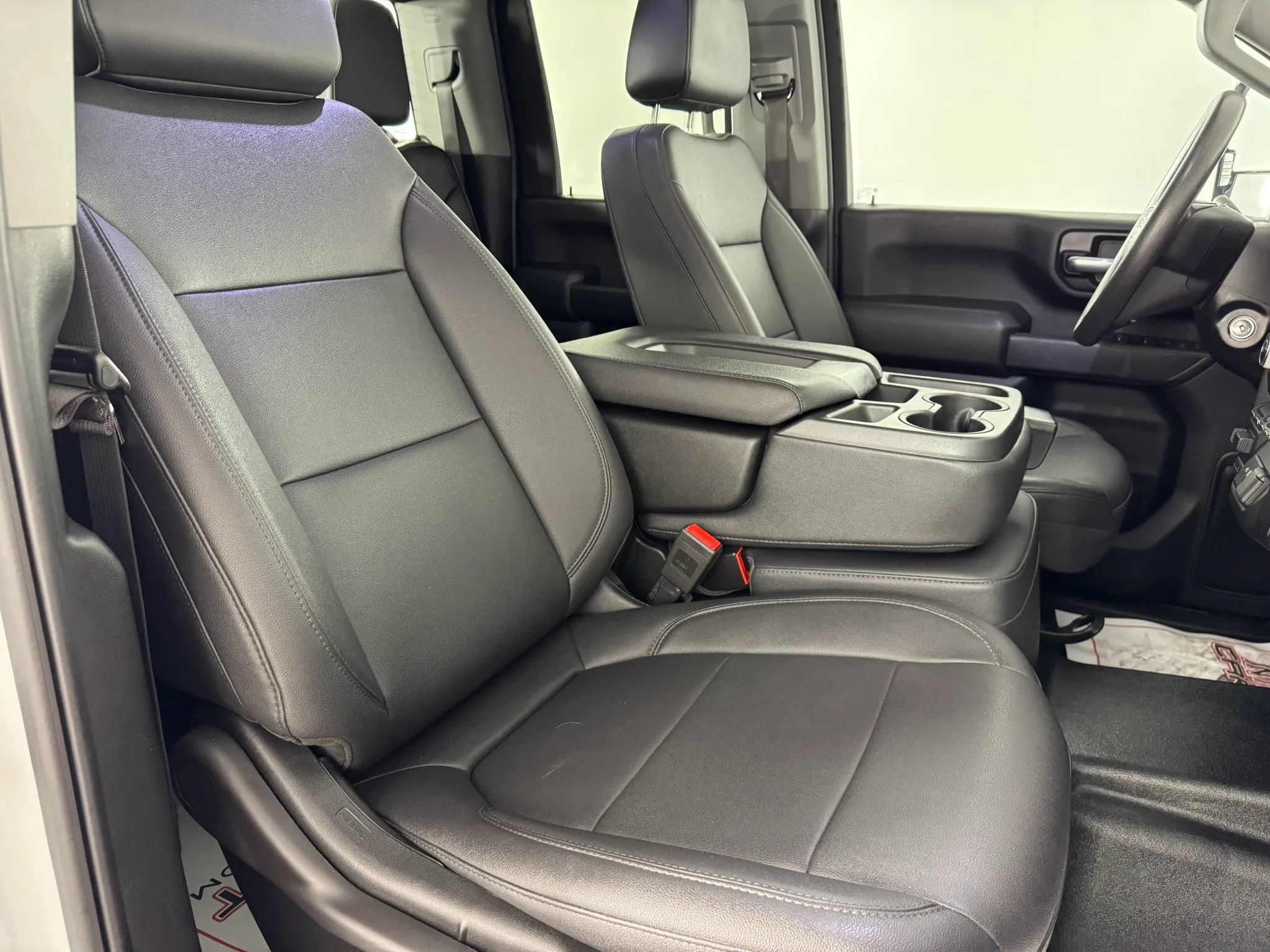 Used 2023 GMC Sierra 2500 Pro w/ Convenience Package AWD/4WD image 30