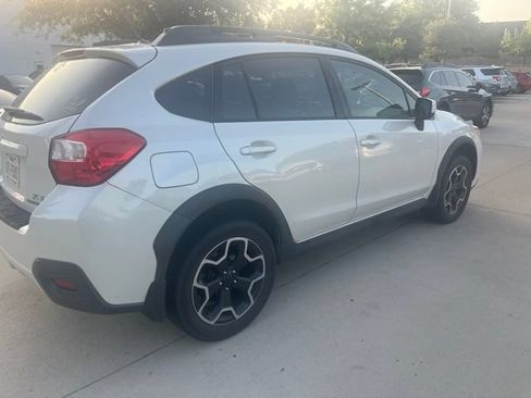 Used 2014 Subaru Crosstrek 2.0i Premium w/ Popular Package #2 AWD/4WD image 3