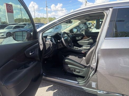 Certified 2024 Nissan Murano Platinum w/ Cargo Package image 15