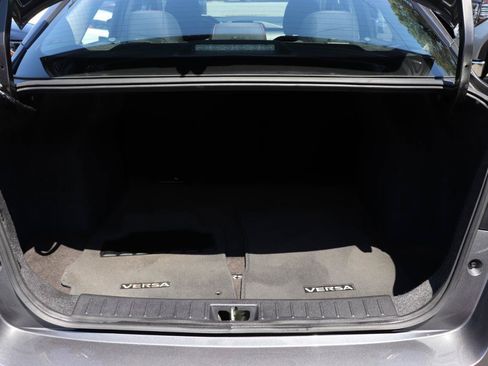 Used 2024 Nissan Versa SR FWD image 46