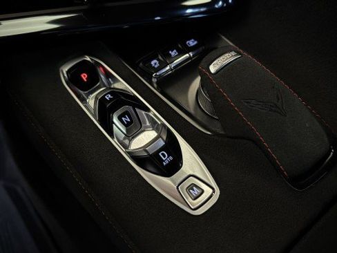 Used 2024 Chevrolet Corvette Stingray Premium Cpe w/ Z51 Performance Package RWD image 8