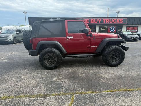 Used 2012 Jeep Wrangler Sport AWD/4WD image 4