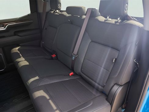 Used 2024 GMC Sierra 1500 Elevation image 25