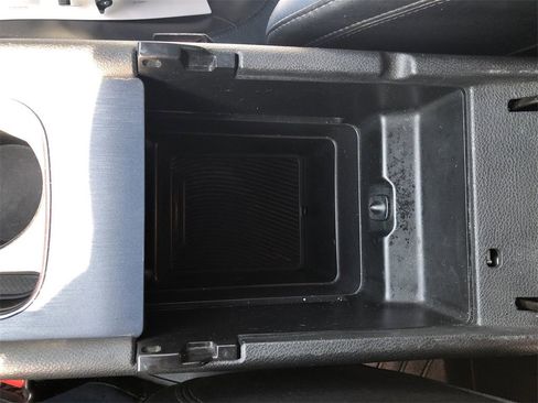 Used 2015 Chrysler 200 S w/ Sun/Sound Group image 20