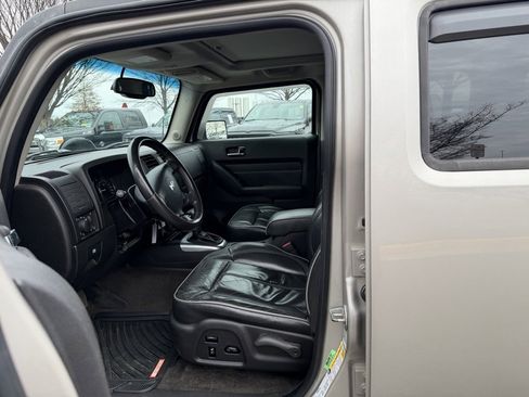 Used 2008 HUMMER H3 Luxury image 8