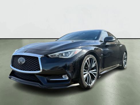 Used 2020 INFINITI Q60 3.0t Luxe image 2