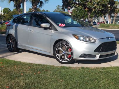 Used 2014 Ford Focus ST w/ Equipment Group 202A