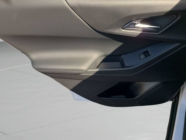 New 2027 Chevrolet Equinox LT FWD image 16