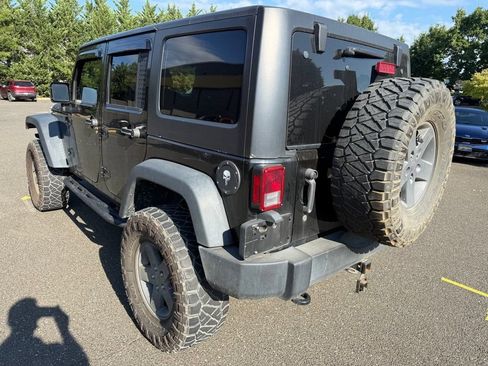 Used 2018 Jeep Wrangler Unlimited Sport S AWD/4WD image 5