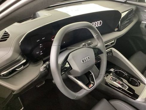 New 2025 Audi SQ5 Premium Plus image 9