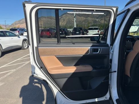 Used 2025 Hyundai Santa Fe Limited image 26