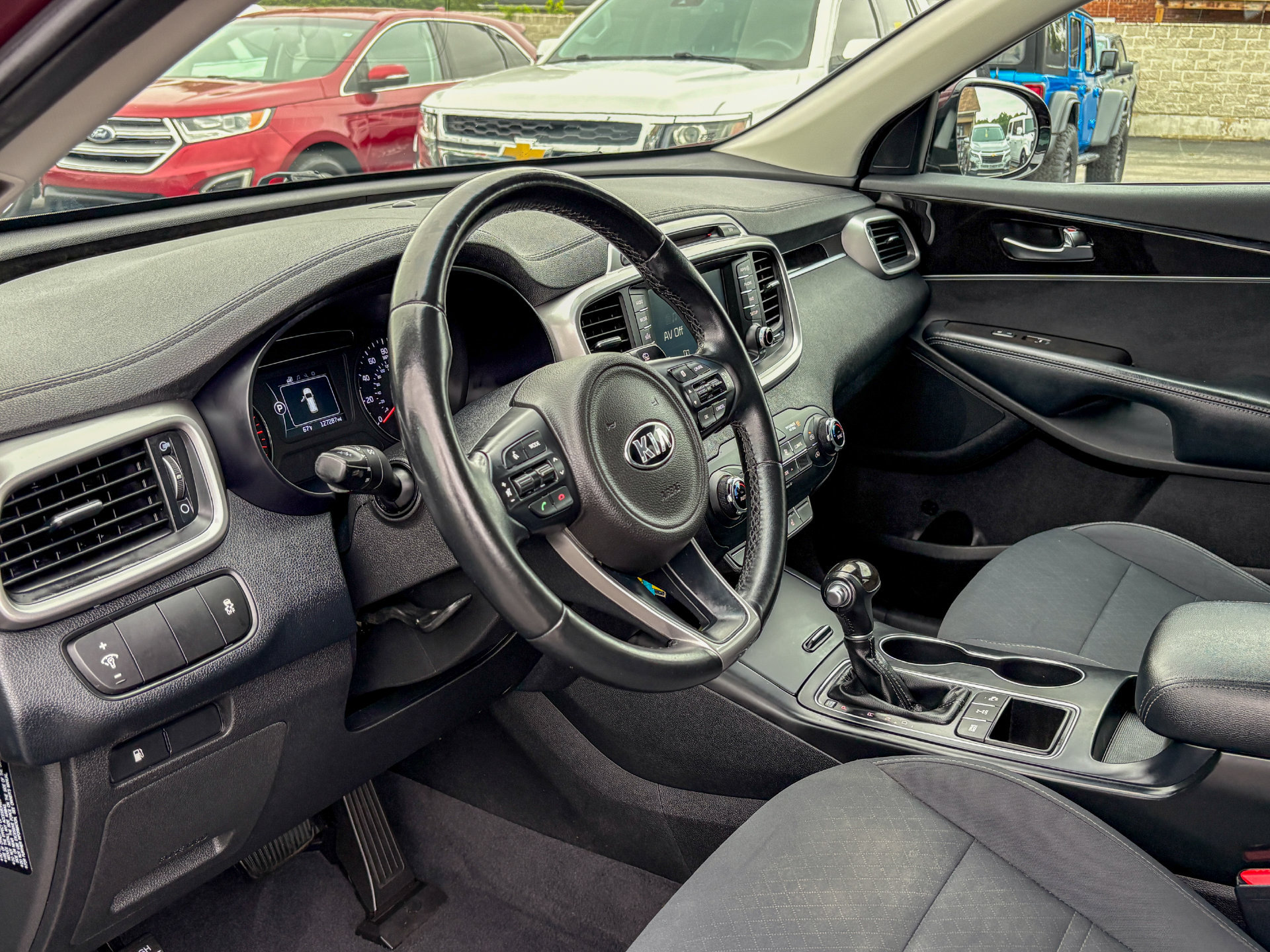 Used 2018 Kia Sorento AWD image 15