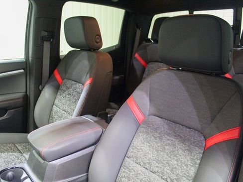 Used 2024 Chevrolet Colorado Z71 w/ LPO, Dark Essentials Package image 9