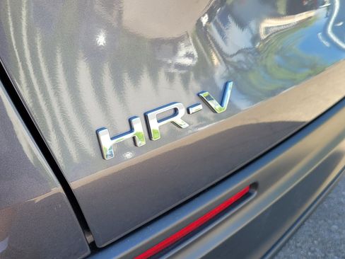 Certified 2023 Honda HR-V LX image 7