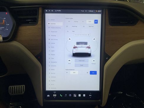 Used 2020 Tesla Model X Performance AWD/4WD image 2