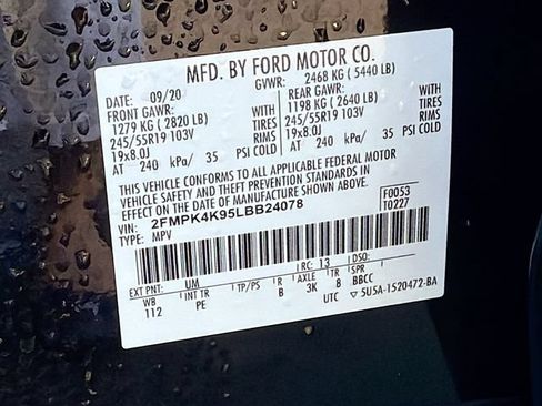 Used 2020 Ford Edge Titanium w/ Equipment Group 301A AWD/4WD image 30