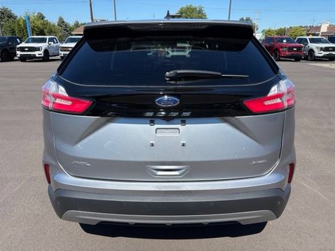 Certified 2024 Ford Edge SEL w/ Convenience Package AWD/4WD image 4