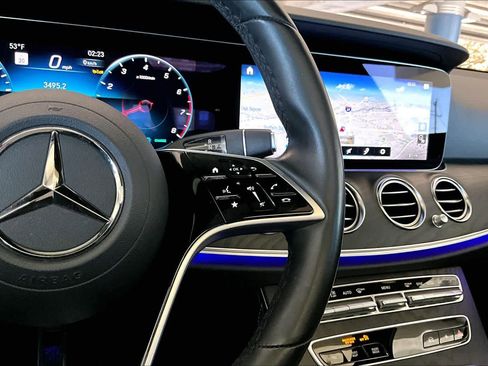 Used 2023 Mercedes-Benz E 450 4MATIC Sedan image 24