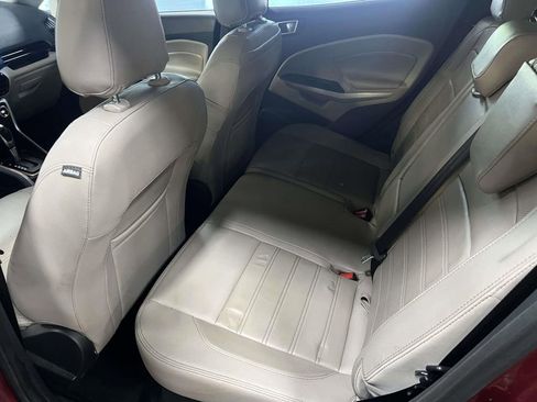 Used 2019 Ford EcoSport Titanium FWD image 11