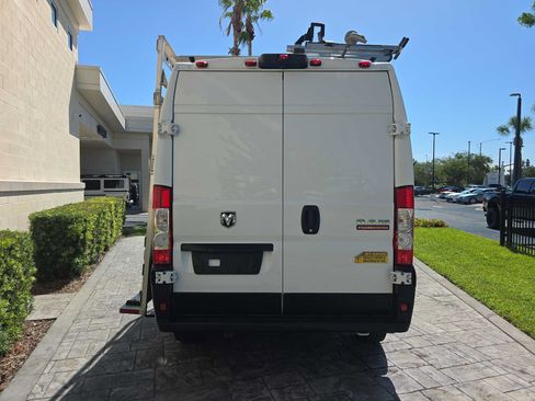 Used 2021 RAM ProMaster 2500 FWD image 5
