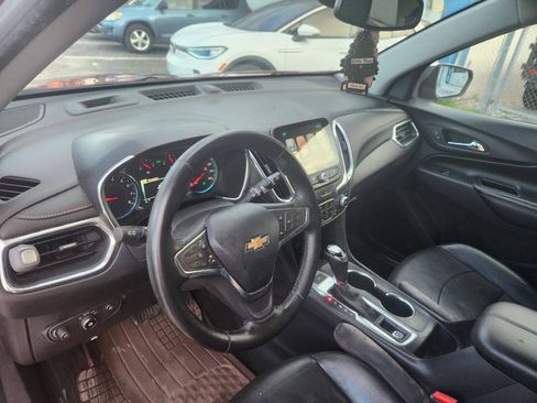 Used 2018 Chevrolet Equinox Premier AWD/4WD image 11