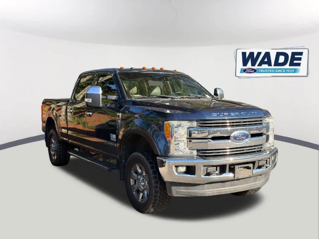 Used 2017 Ford F350 Lariat w/ Lariat Ultimate Package AWD/4WD image 3