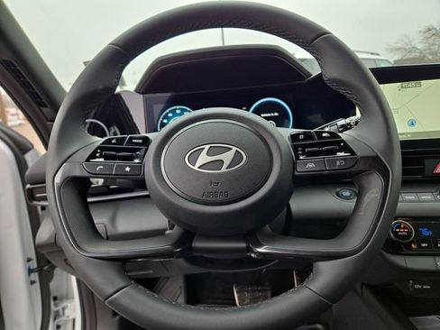 New 2026 Hyundai Elantra Sport FWD image 18