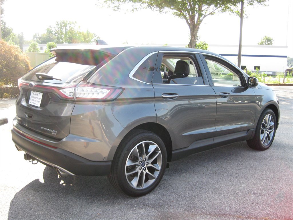 Used 2016 Ford Edge Titanium w/ Equipment Group 302A AWD/4WD image 8