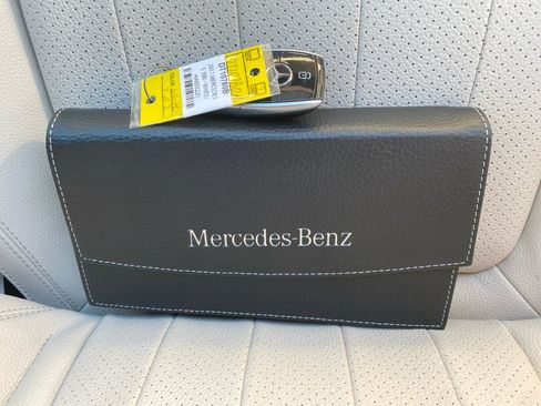 Used 2017 Mercedes-Benz E 300 w/ Premium 1 Package image 36