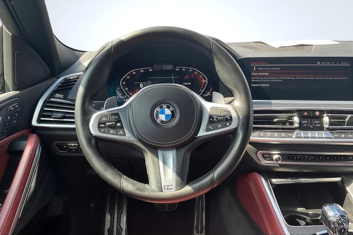 Used 2022 BMW X6 xDrive40i w/ M Sport Package AWD/4WD image 5