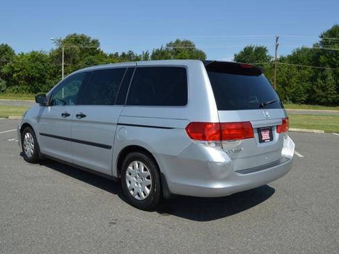 Used 2010 Honda Odyssey LX image 6