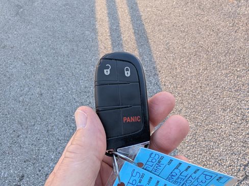 Used 2024 Jeep Compass Trailhawk image 13