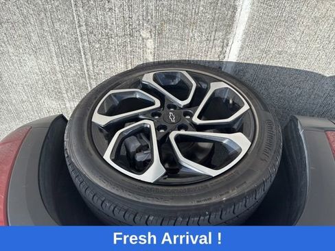 Used 2024 Chevrolet Trax RS FWD image 19
