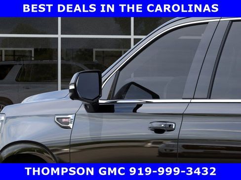 New 2026 GMC Yukon XL Elevation w/ Elevation Premium Package AWD/4WD image 15