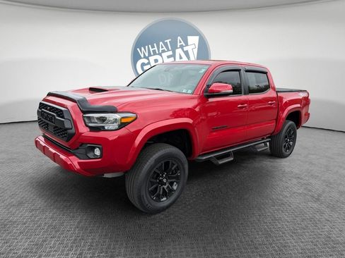 Certified 2023 Toyota Tacoma TRD Sport w/ Black Out Package (TMS) AWD/4WD image 8