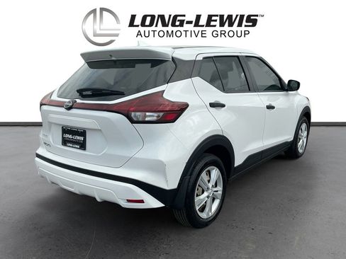 Used 2024 Nissan Kicks S image 7