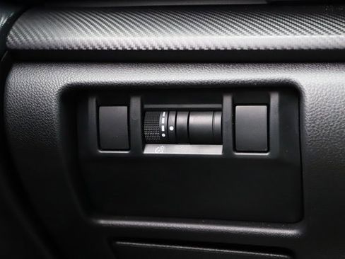 Used 2024 Subaru Crosstrek 2.0i Premium image 38