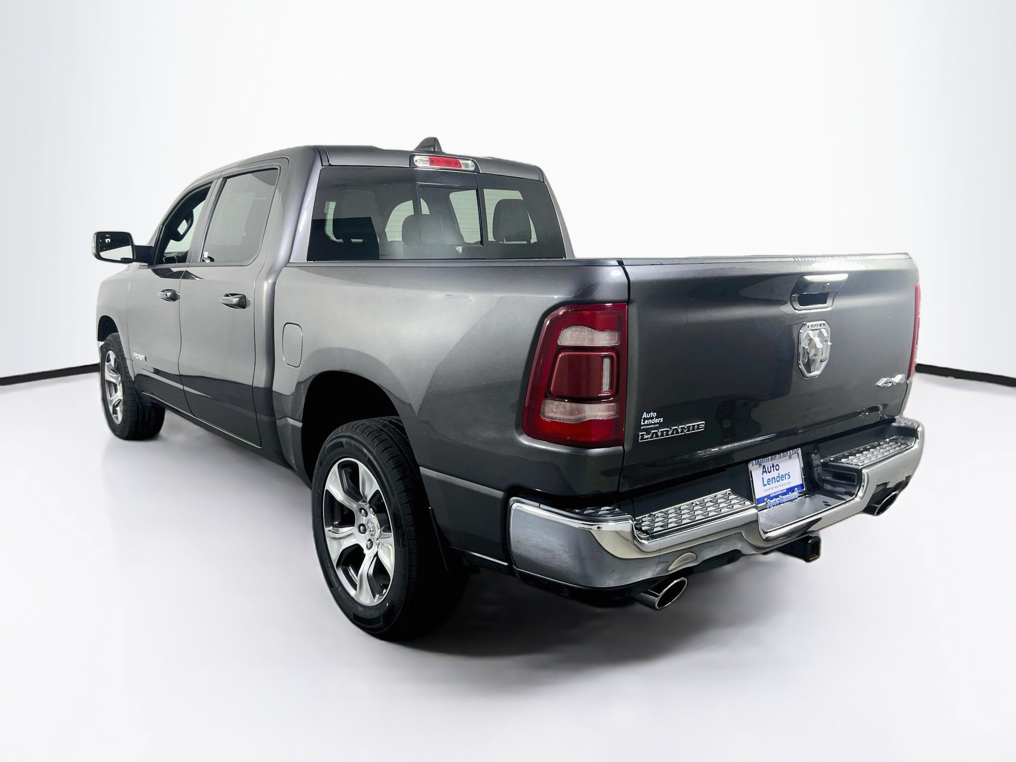 Used 2023 RAM 1500 Laramie AWD/4WD image 7