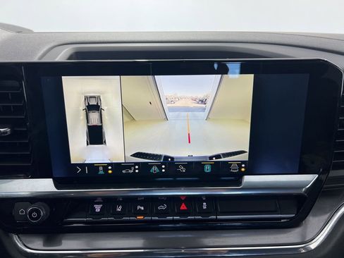 Used 2024 Chevrolet Silverado 3500 High Country image 14