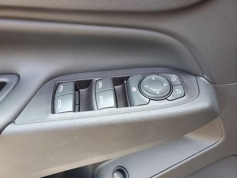 Used 2019 Chevrolet Equinox LT FWD image 17