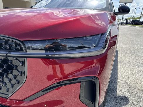 New 2026 Lincoln Nautilus Reserve AWD/4WD image 9