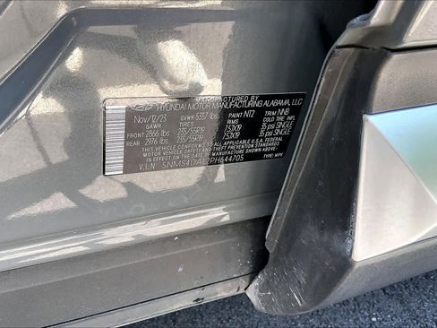 Used 2023 Hyundai Santa Fe Limited AWD/4WD image 34
