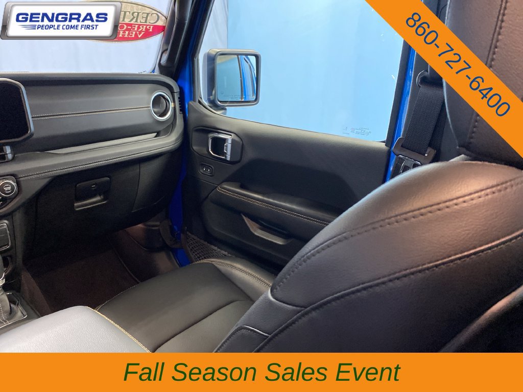 Used 2024 Jeep Wrangler Unlimited Sahara w/ Safety Group AWD/4WD image 28