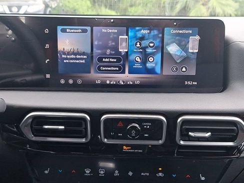 New 2026 Nissan Sentra SR w/ SR Premium Package FWD image 17