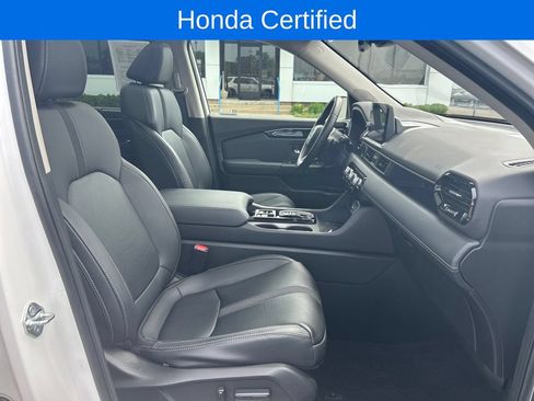 Certified 2023 Honda Pilot Touring image 11
