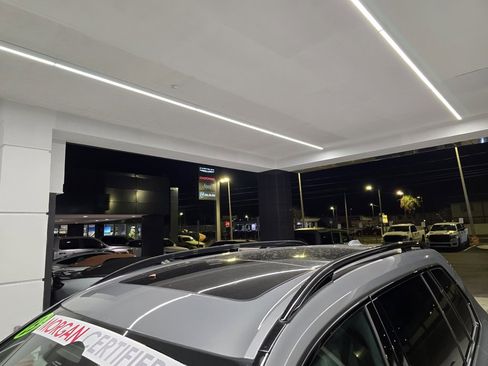 Used 2023 BMW X7 xDrive40i w/ Executive Package image 12